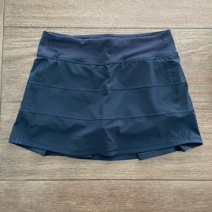 Lululemon Pace Rival Mid-Rise Skort
Long 15”, Size 6